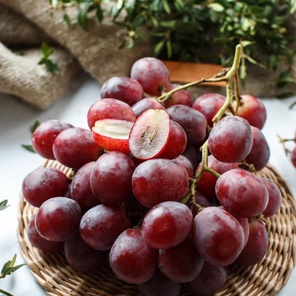 Виноград Ред Глоб с косточками